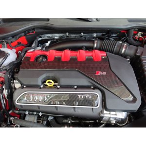 画像: Audi純正RSモデル5気筒エンジン用カーボンコンパートメントカバー