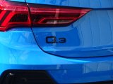 画像: Audi純正グロスブラックリアQ3エンブレム