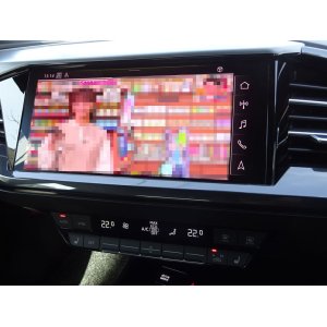 画像: Apple CarPlay付きアウディ各車種用テレビチューナーキット