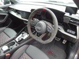 画像: AudiAG純正RS 3(GY/8Y)用フラットボトムステアリングセット